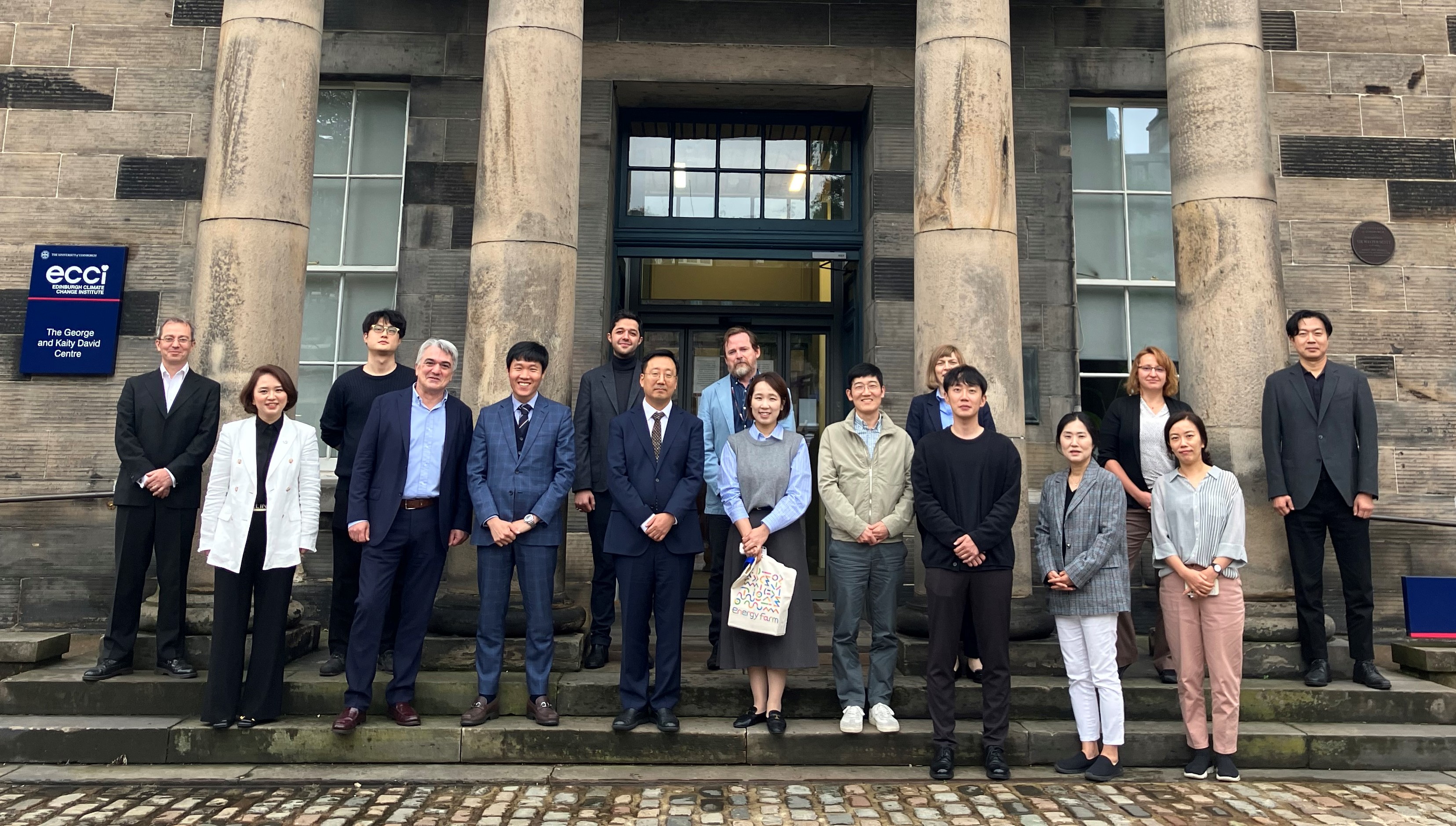 Korean delegation visits SCCS to develop hydrogen solutions for Net ...